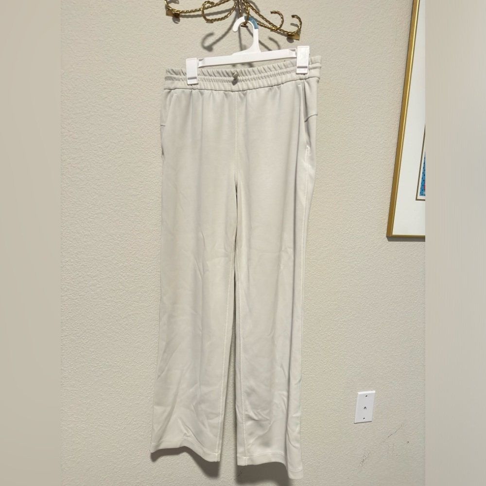 Lululemon Softstreme Pants, Size 8